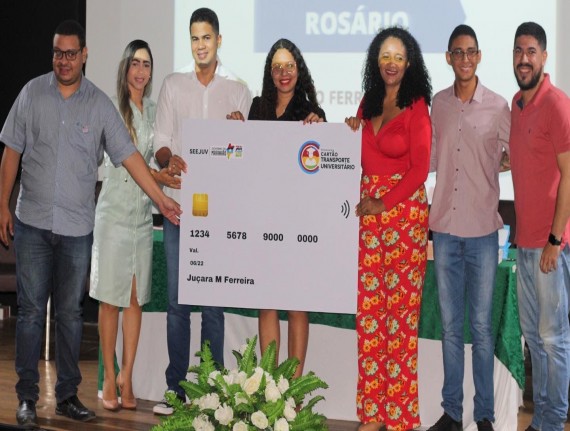 Parceria garante recorde de beneficiados pelo Cartão Transporte Universitário em Rosário