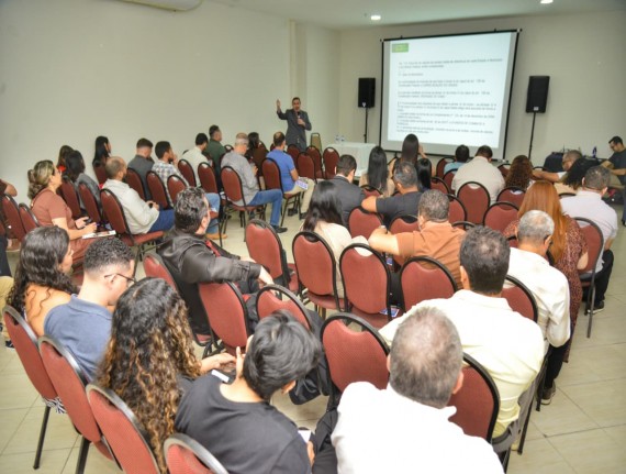 CNM e FAMEM promovem capacitação para gestores e servidores municipais em São Luís