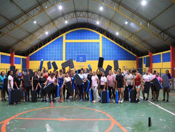 Prefeitura de Centro do Guilherme entrega equipamentos para o Projeto HIIT Step