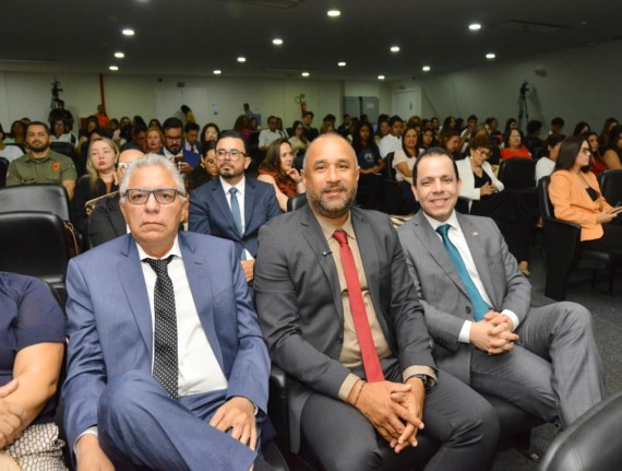Prefeitos e gestores maranhenses são homenageados pelo TJMA durante a Semana da Justiça Restaurativa