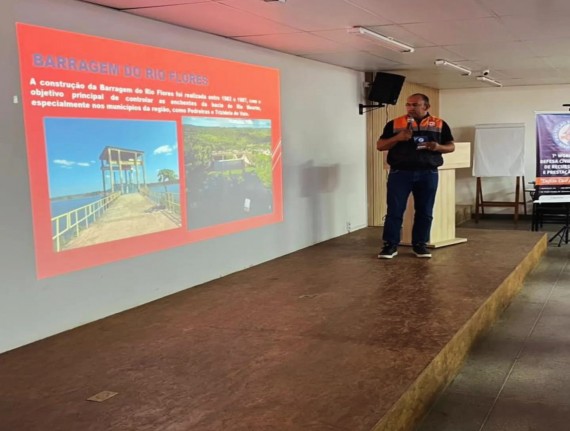 Coordenador da Defesa Civil de Pedreiras ministra palestra para coordenadores do Estado do Maranhão