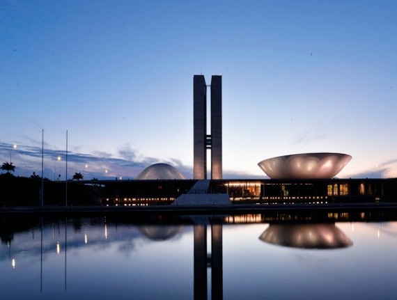 Comissão aprova projeto que reconhece competência municipal em relação aos serviços de transporte privado