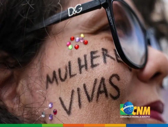 Ao completar 20 anos, Lei Maria da Penha representa marco civilizatório, mas precisa avançar na implementação