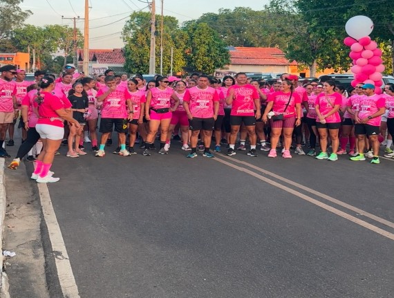 Ribamar Fiquene realiza corrida "Outubro Rosa" e reforça prevenção contra o câncer