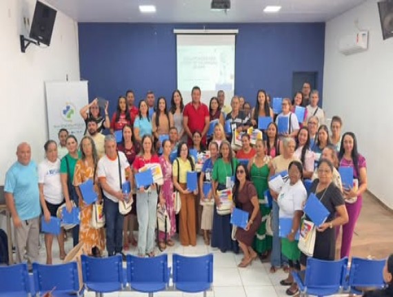 Jenipapo dos Vieiras entrega kits e promove capacitação para Agentes Comunitários de Saúde