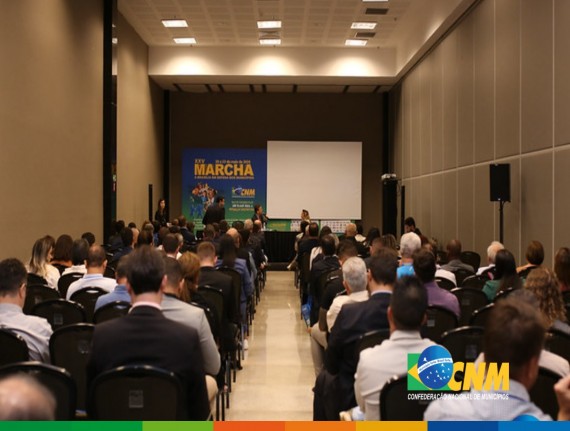 XXVII Marcha: CNM alerta sobre custos dos programas federais em arena técnica