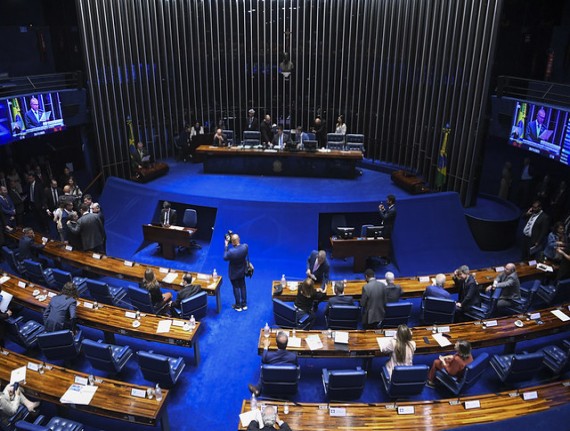 Pautas com forte impacto nas finanças dos Municípios avançam no Congresso