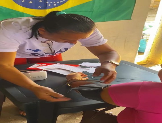Godofredo Viana leva serviços de saúde ao bairro Monte Sião