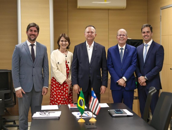 Em Brasília, governador Carlos Brandão busca moradia digna para famílias maranhenses