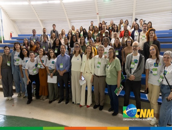 Confederação acompanha Fórum Brasileiro de Moradia e Clima