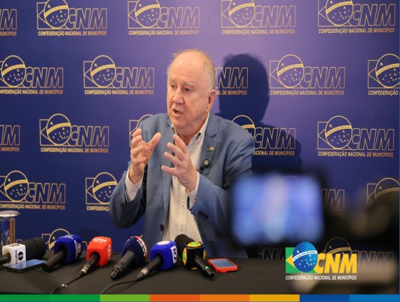 Em coletiva de imprensa, Ziulkoski destaca pautas dos Municípios que serão entregues a autoridades na XXVII Marcha
