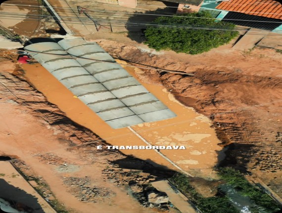 Codó investe em infraestrutura para melhorar o escoamento das águas na Rua S. Silva