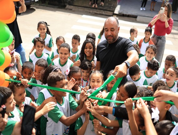 Bacabal ganha mais uma escola reformada: U.E.F. Sagrada Família é entregue pelo prefeito Roberto Costa