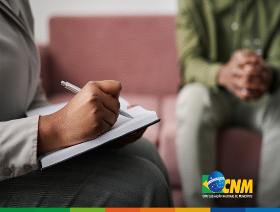 CNM aponta contradições no regulamento do BPC que impede acesso ao benefício